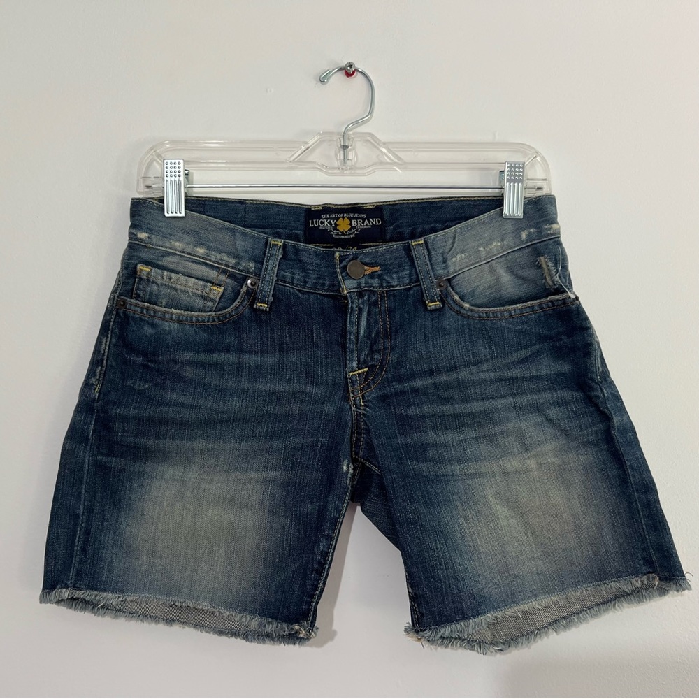 Lucky Brand Riley Denim Shorts Size 00/24 Distressed Raw Hem